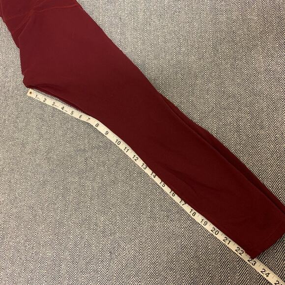 FABLETICS - Dark Red Leggings - Picture 6 of 6
